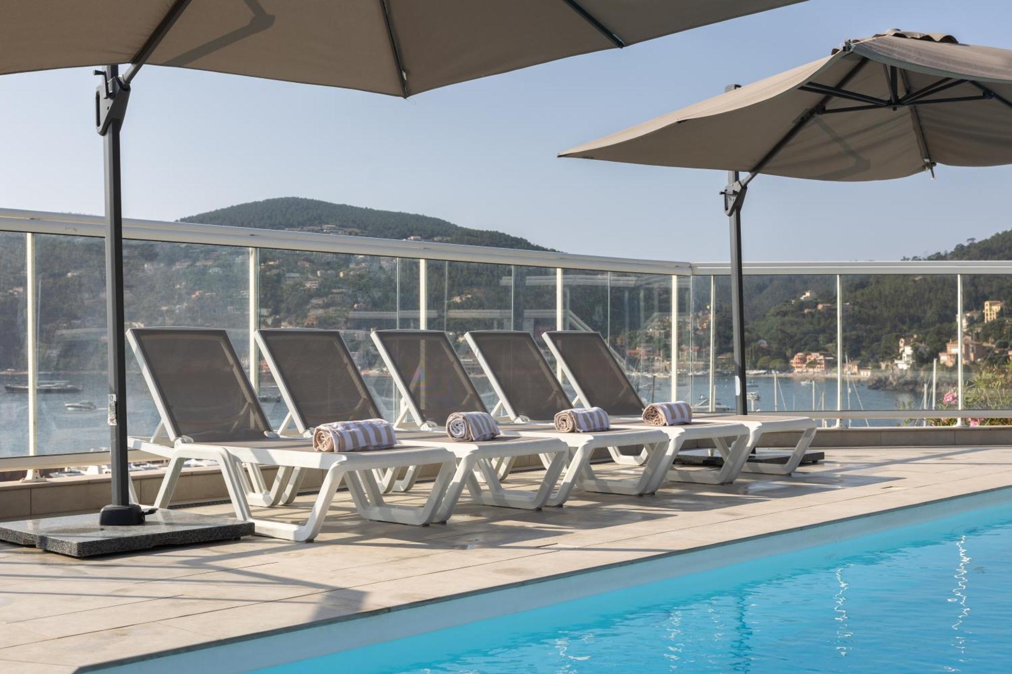 Riviera Beach Hotel Mandelieu-la-Napoule Exterior photo